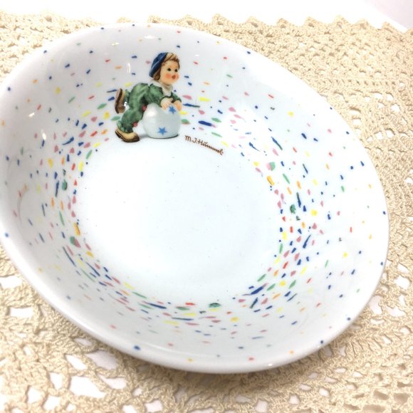 Dishes 3 Piece Set M. J. Hummel “Looking Around” - Picture 5 of 16